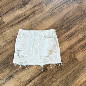 J Brand Distressed White Denim Skirt! EUC